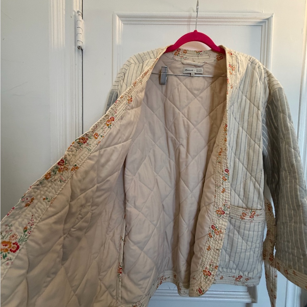 Madewell x New Denim Project Quilted Floral-Trim Jacket in Cream & Light Blue - Picture 4 of 15